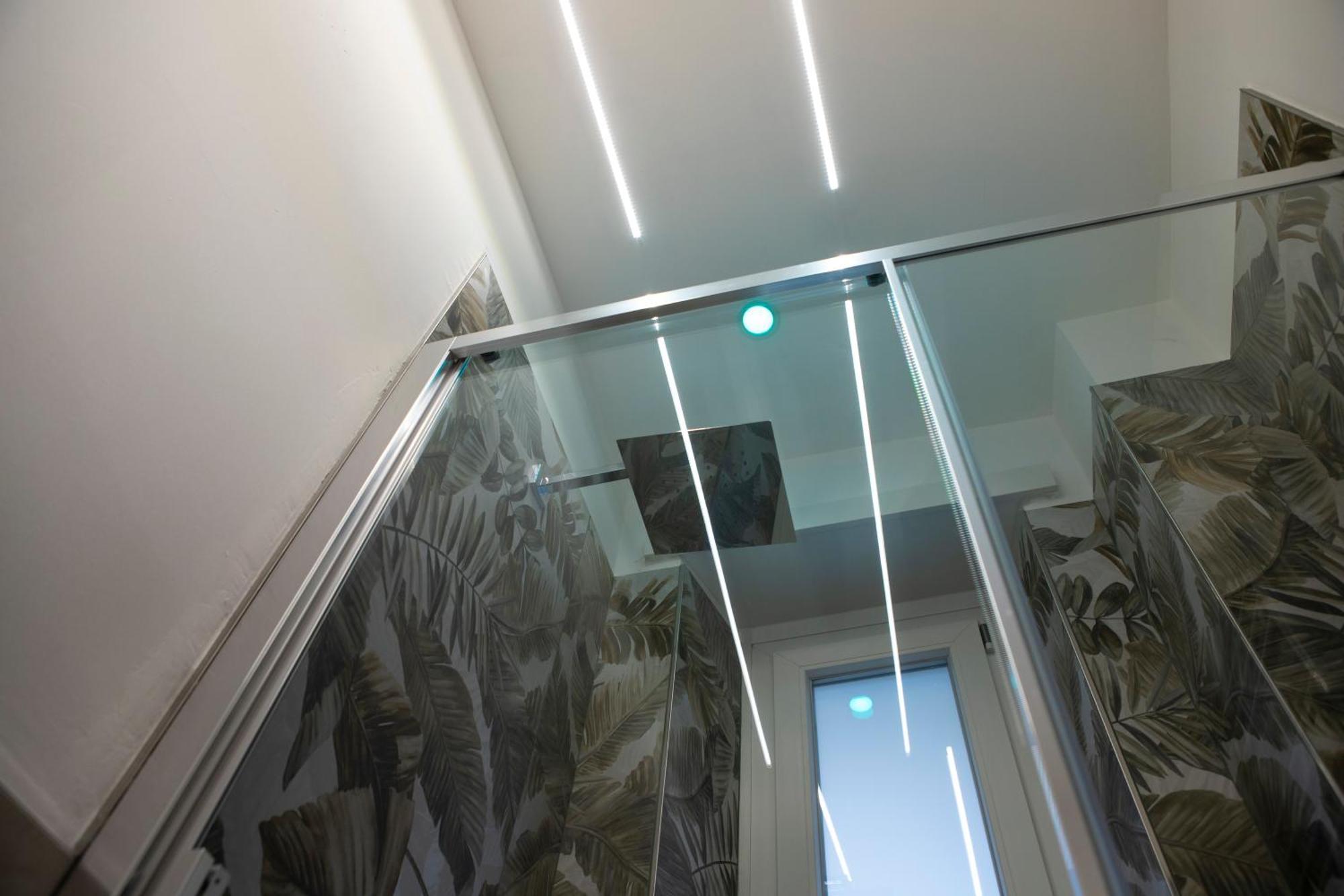 Magic Apartment *